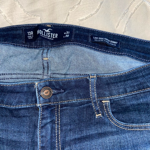 Hollister Ripped Blue Skinny Jeans - Picture 3 of 3